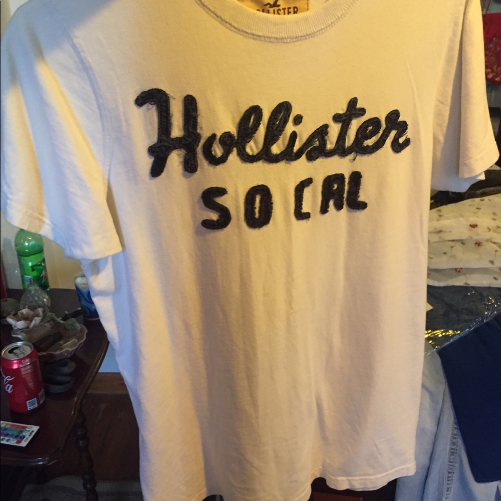 Large hollister white t shirt